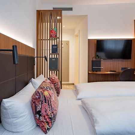 Hotel Alma Am Anger Эрфурт Экстерьер фото