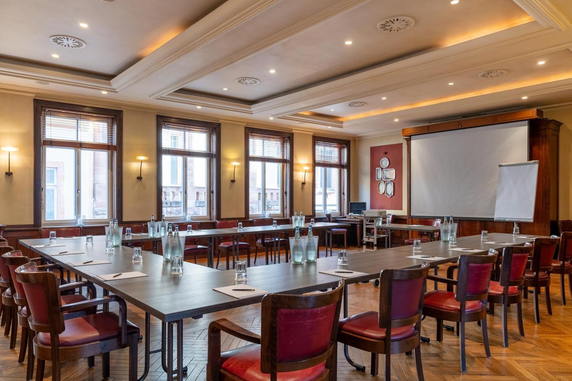 Hotel Alma Am Anger Эрфурт Экстерьер фото